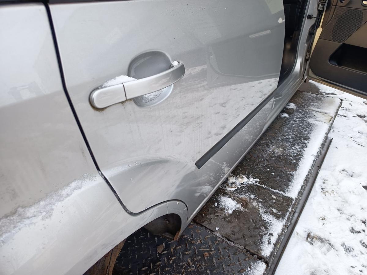 Ford Fiesta VI original T&uuml;r hinten rechts Fond Polarsilber Bj 2005