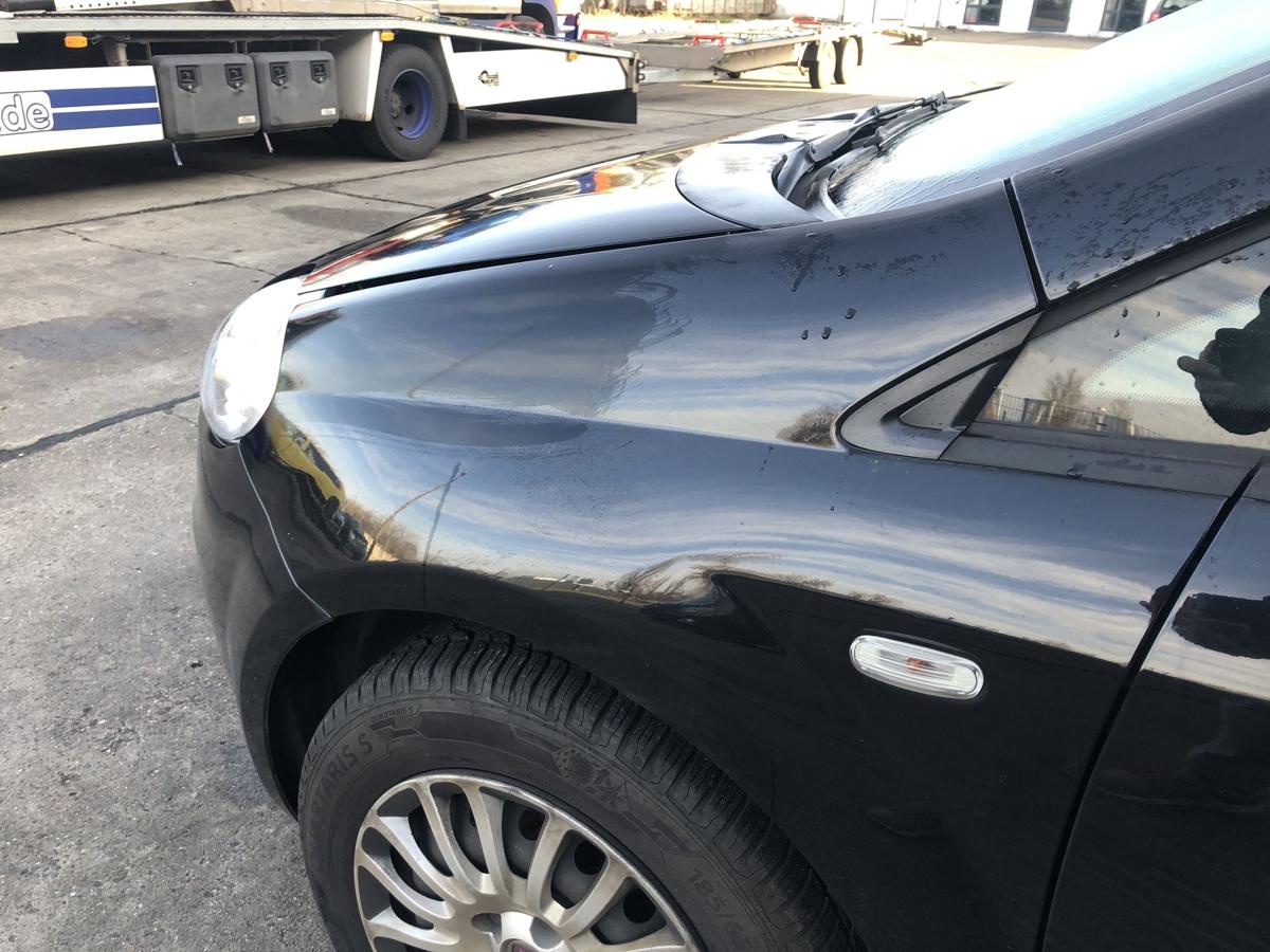 Fiat Grande Punto 199 Kotfl&uuml;gel links Fender 891 Nero Radabdeckung