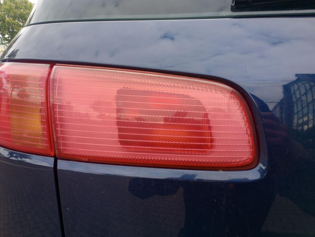Mazda 2 DY orig Rückleuchte links innen Heckleuchte bis Bj 2005