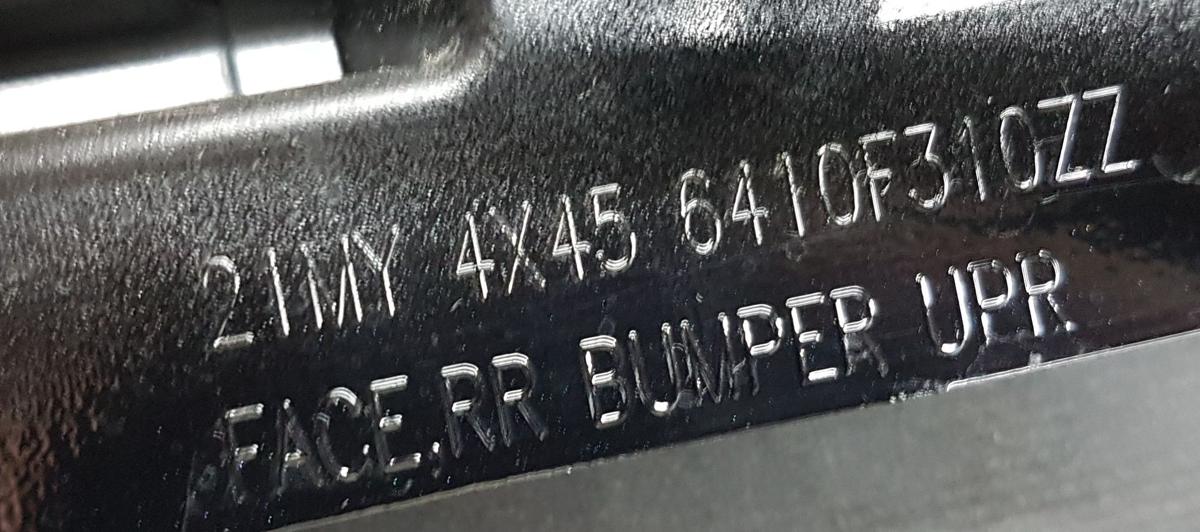 Mitsubishi Eclipse Cross Sto&szlig;stange Sto&szlig;f&auml;nger hinten in Amethyst Black Bj2023