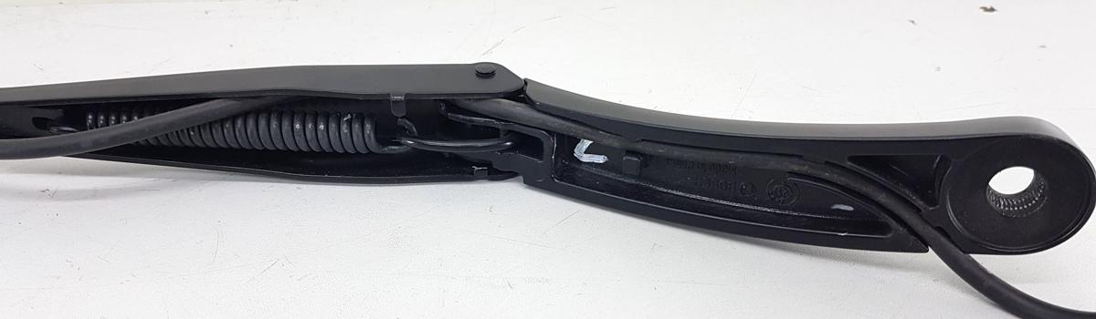 Tesla Model X Wischerarm vorn links Bj2022 1615629-00-A schwarz