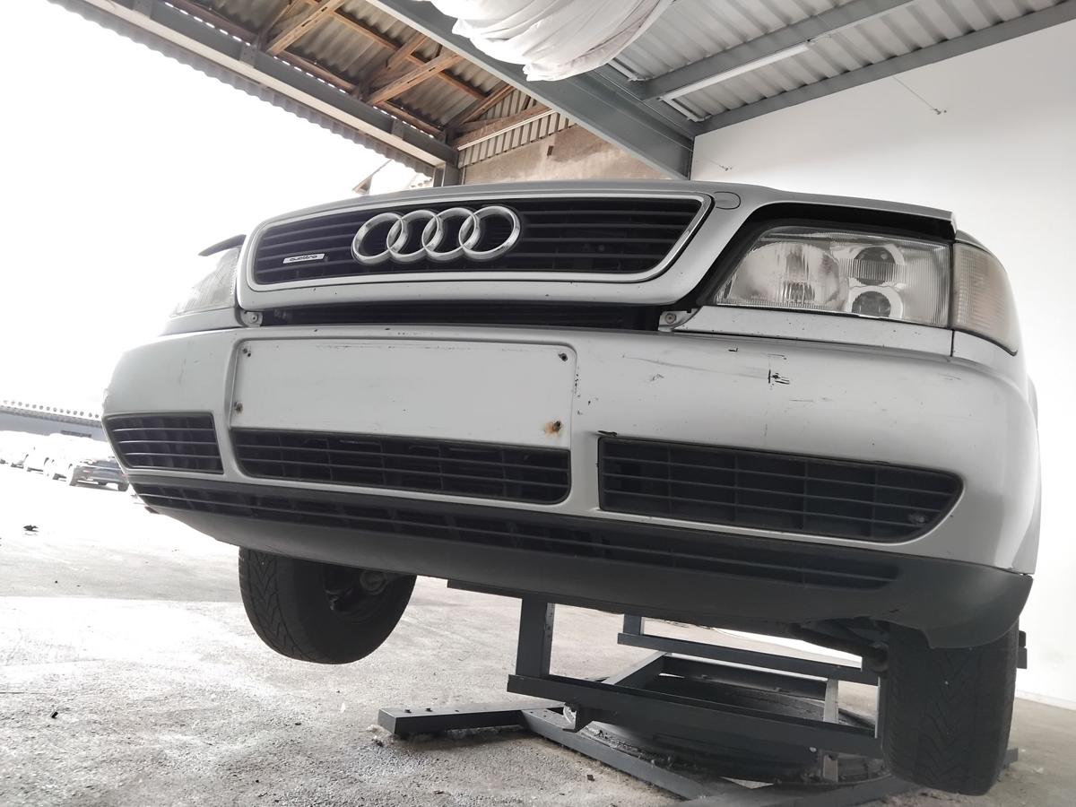 Audi A6 C4 original Sto&szlig;f&auml;nger Sto&szlig;stange vorn LY7M alusilber A6 Facelift BJ1996