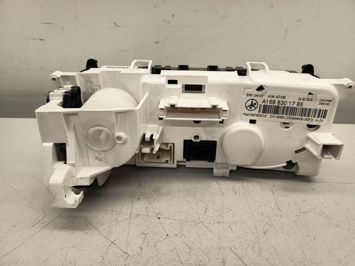 Mercedes W169 original Heizungsbet&auml;tigung Climatronic 1698301785 Bj 2007