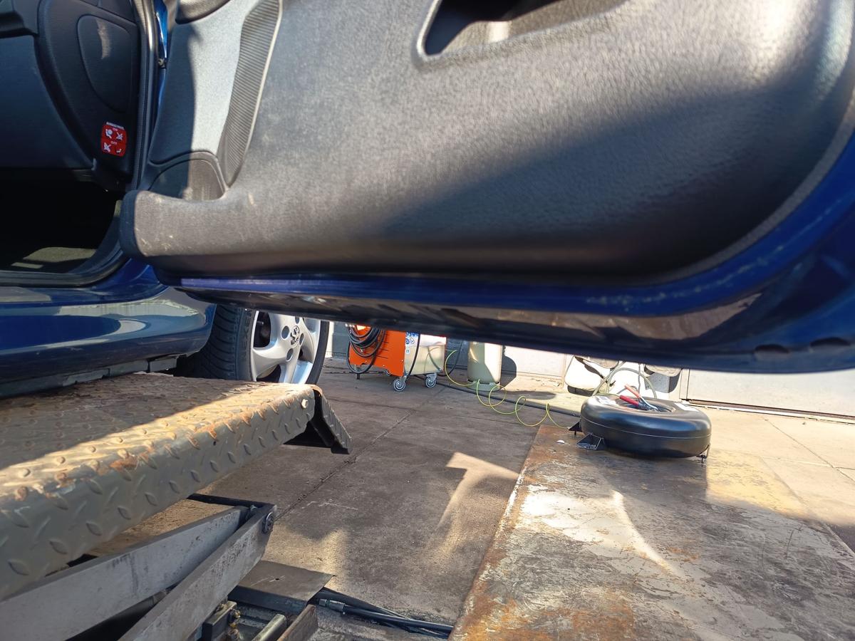 Peugeot 206CC original T&uuml;r rechts Beifahrer KPL Montebello Bj2006