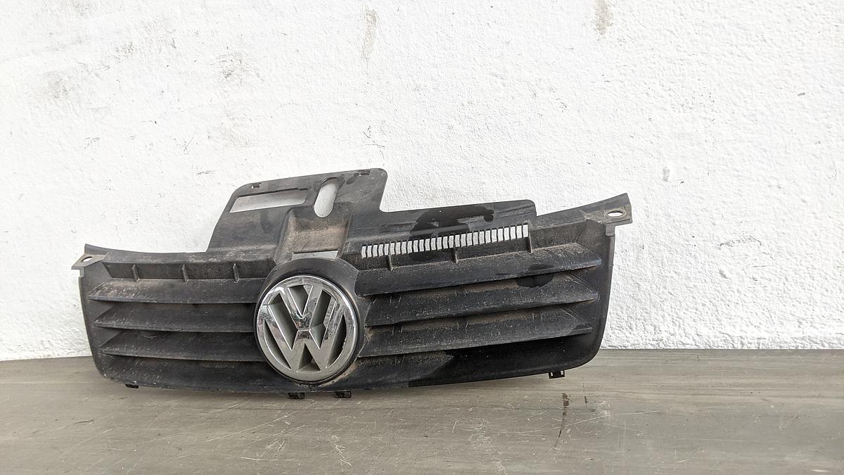 VW Polo 9N 9N1 Kühlergrill Grill Frontgrill 6Q0853651C