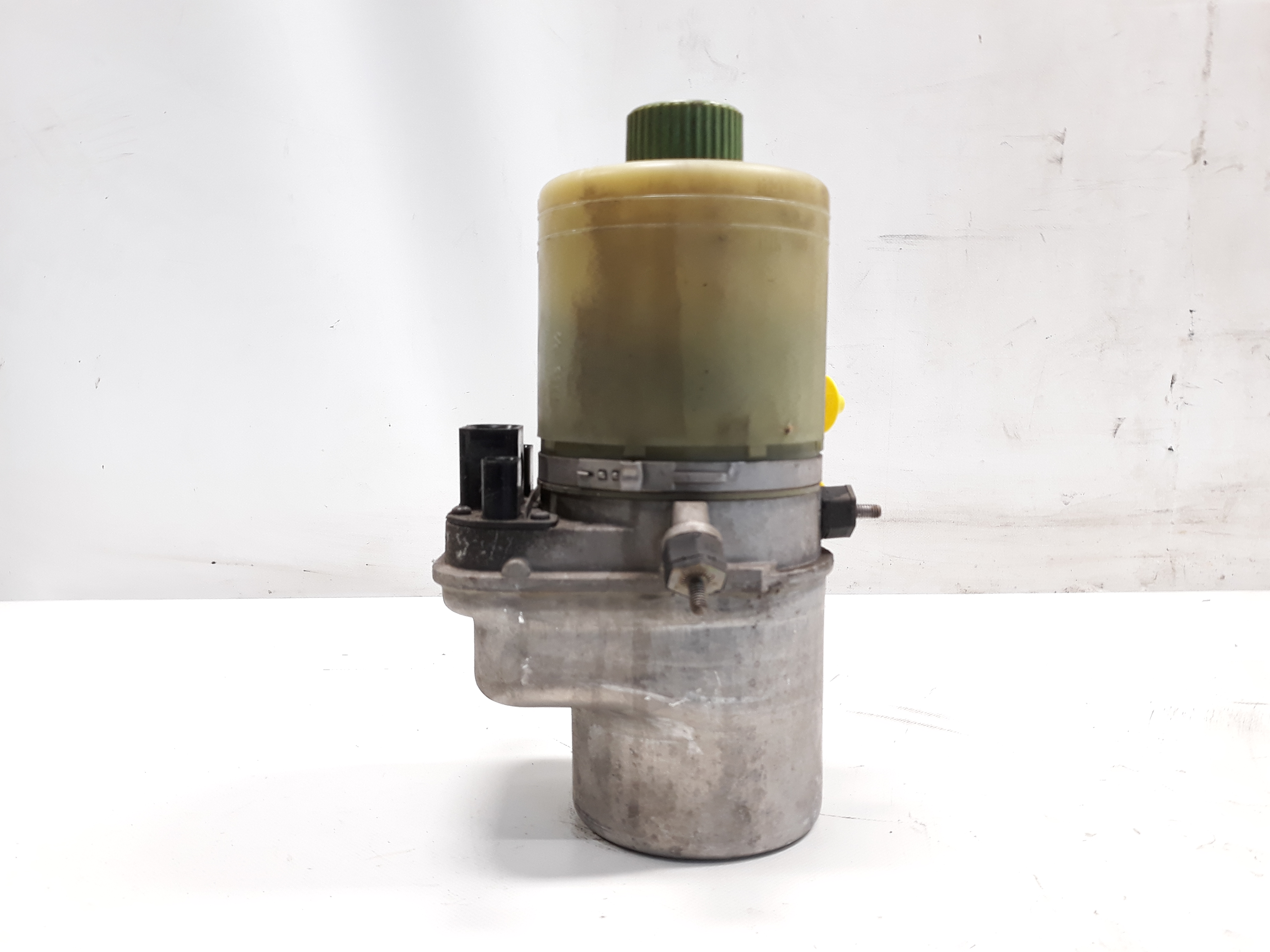 VW Polo 9N Bj.2002 original Servopumpe TRW elektrohydraulisch