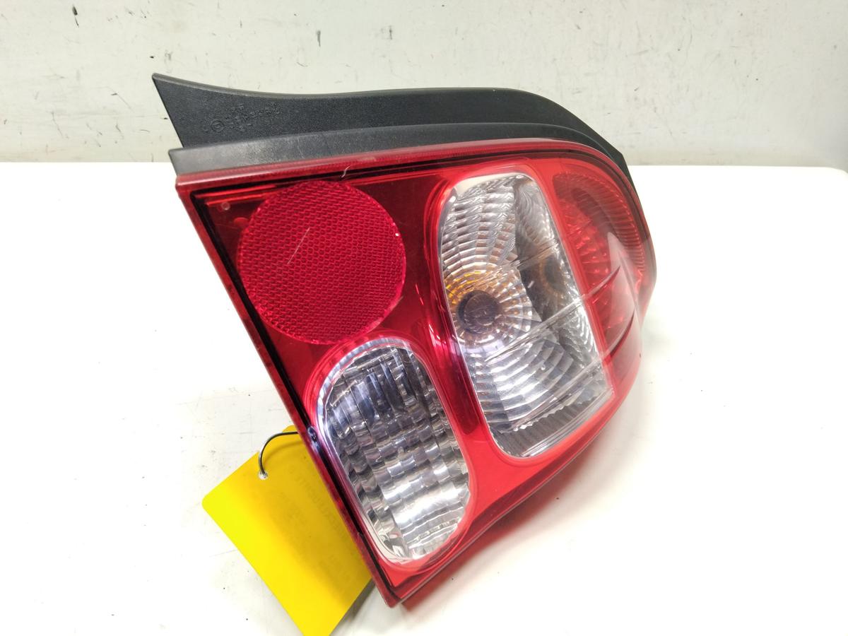 Renault Twingo 2 original Rückleuchte Heckleuchte rechts BJ2011