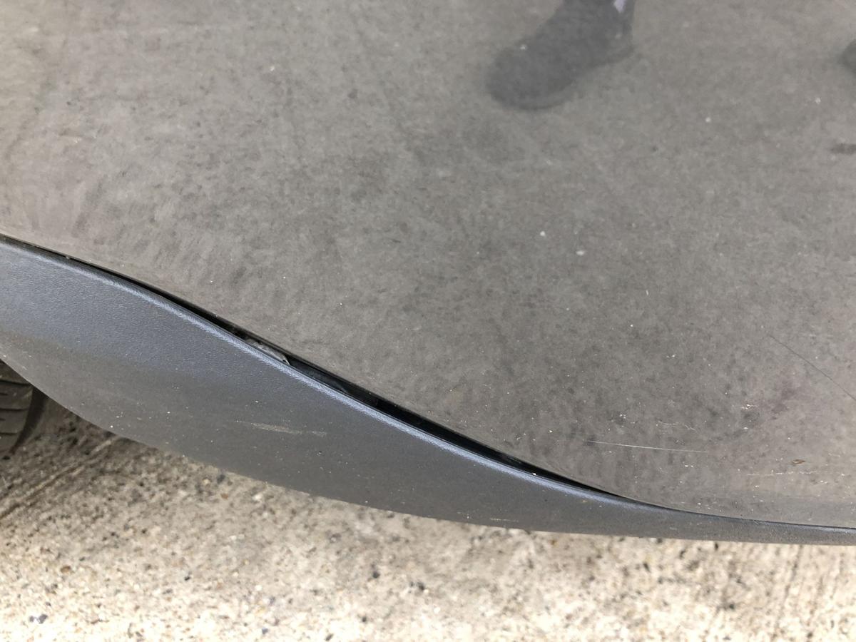 Volvo V70 Typ B Sto&szlig;f&auml;nger vorn Frontsch&uuml;rze Nebel und PDC 45500 Titanium Grey