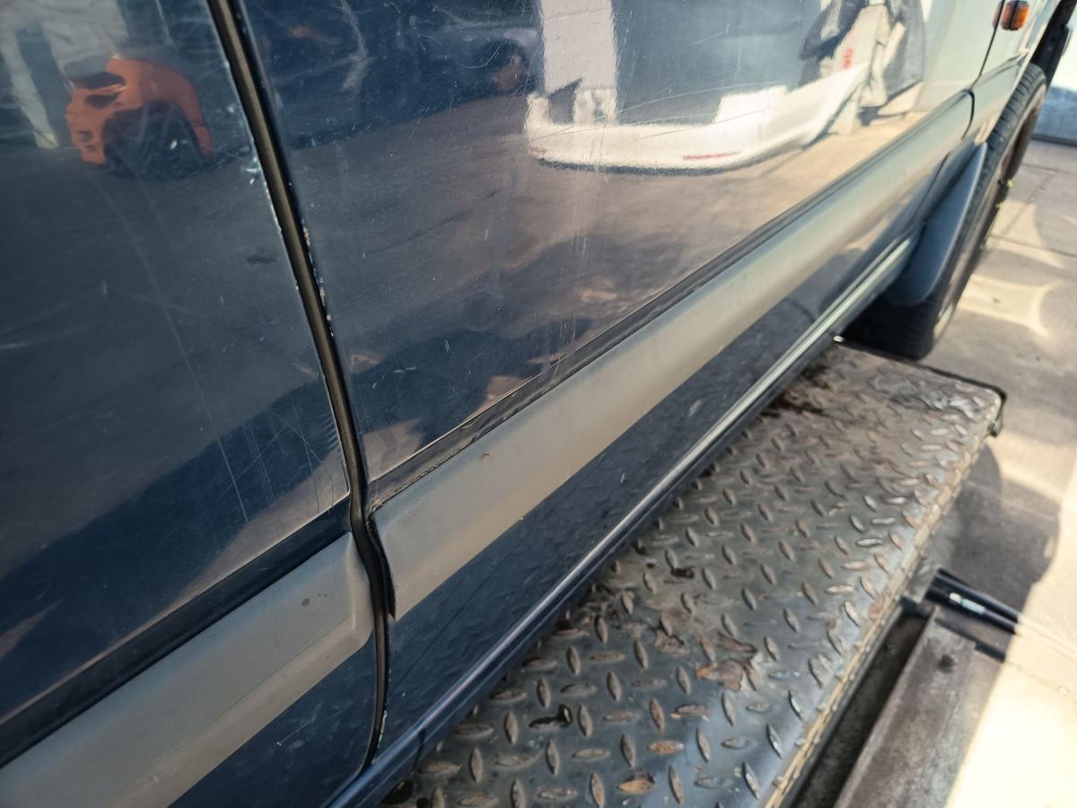Volvo 850 original T&uuml;r vorn rechts Beifahrer 417 Royalblau Bj 1995
