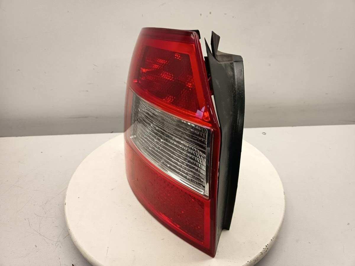 Audi A4 B6 Kombi original R&uuml;ckleuchte links Baujahr 2001