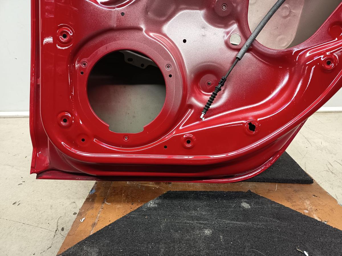 Seat Leon ST original T&uuml;r rechts hinten ohne Anbauteile LS3H Emocion Rot EZ2015