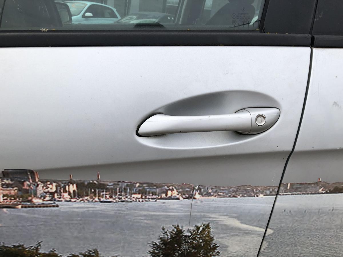 Mercedes A-Klasse W169 T&uuml;r vorn links Fahrert&uuml;r im Rohbau 5 t&uuml;rer MOPF 761
