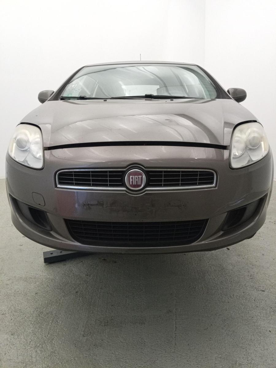 Fiat Bravo 2 198 original Kotflügel vorn links Bj.2009