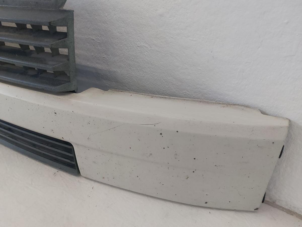 VW T4 Caravelle Grill Frontgrill Kühlergrill mit Leiste kurze Front weiss OEM