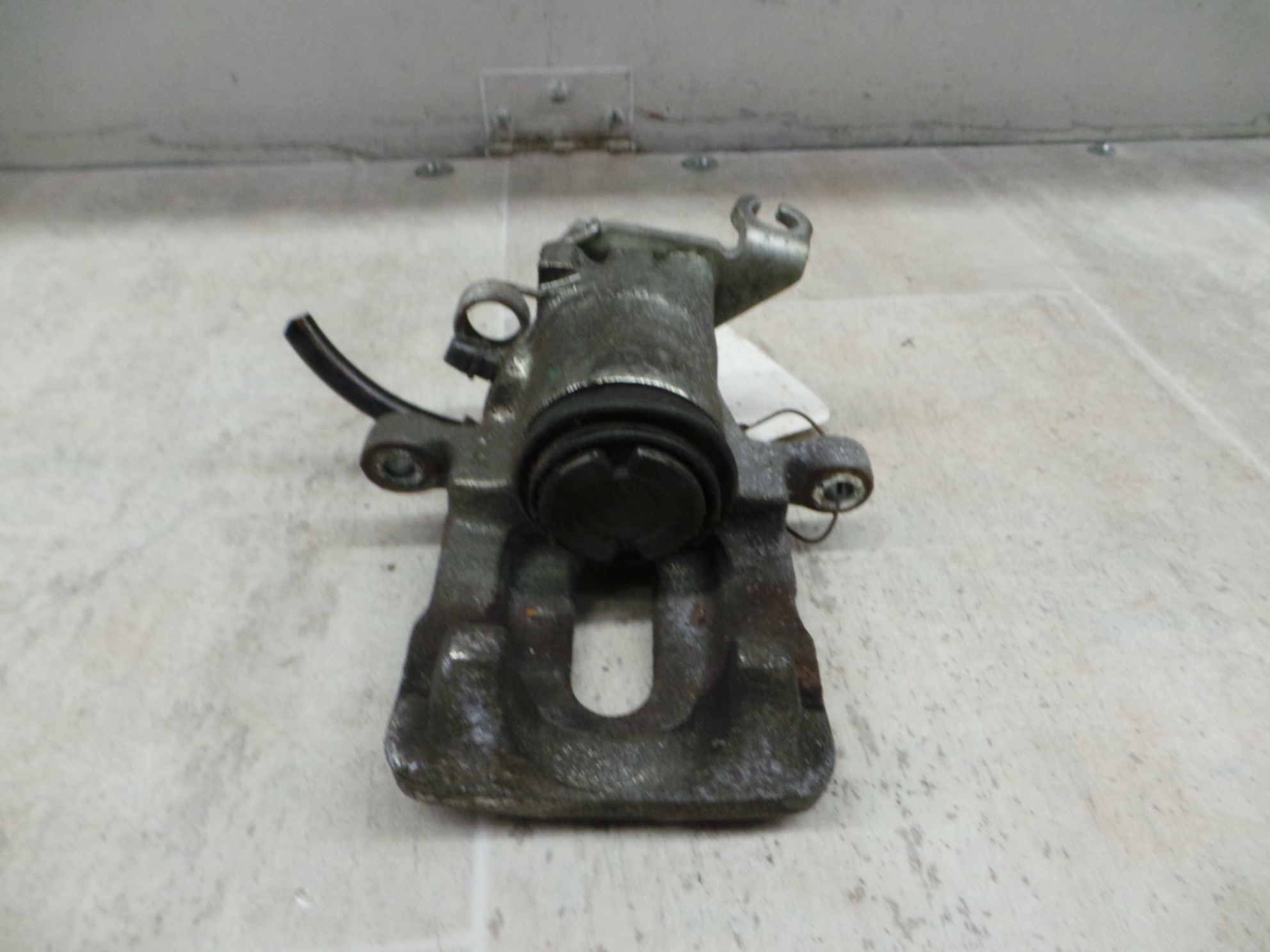 Mitsubishi Carisma 5-türig Bj.99-04 Bremssattel hinten rechts