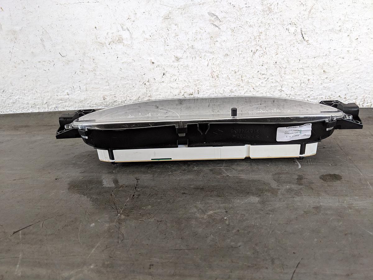Dacia Sandero Kombiinstrument Tacho 8200733620