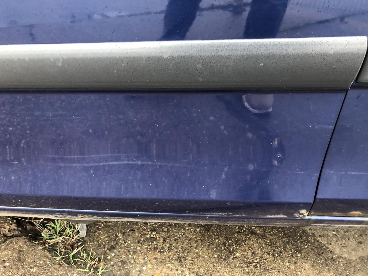 Skoda Fabia 2 Typ 5J T&uuml;r vorn links Fahrert&uuml;r im Rohbau Anrostung LF5Q blau