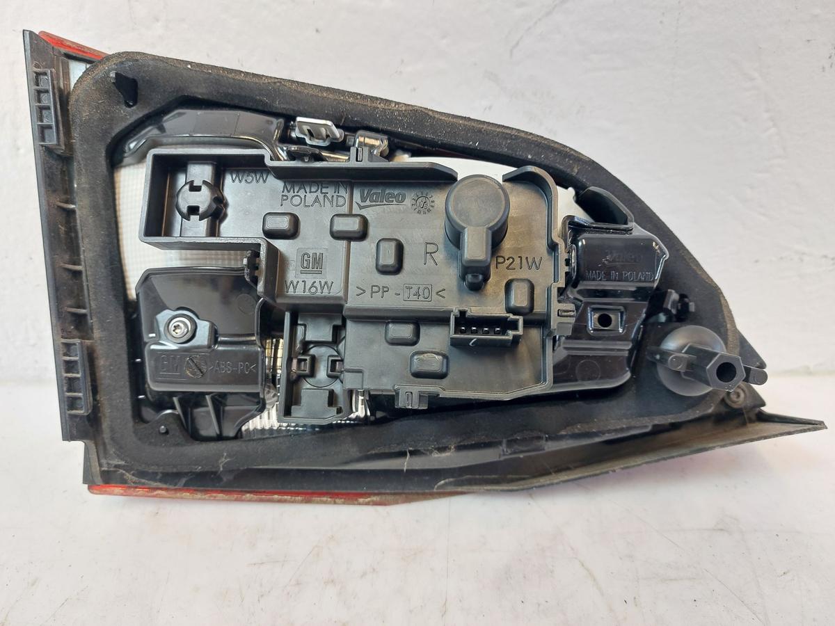 Opel Astra K B16 Caravan Rückleuchte rechts innen Heckklappe Rücklicht kein LED