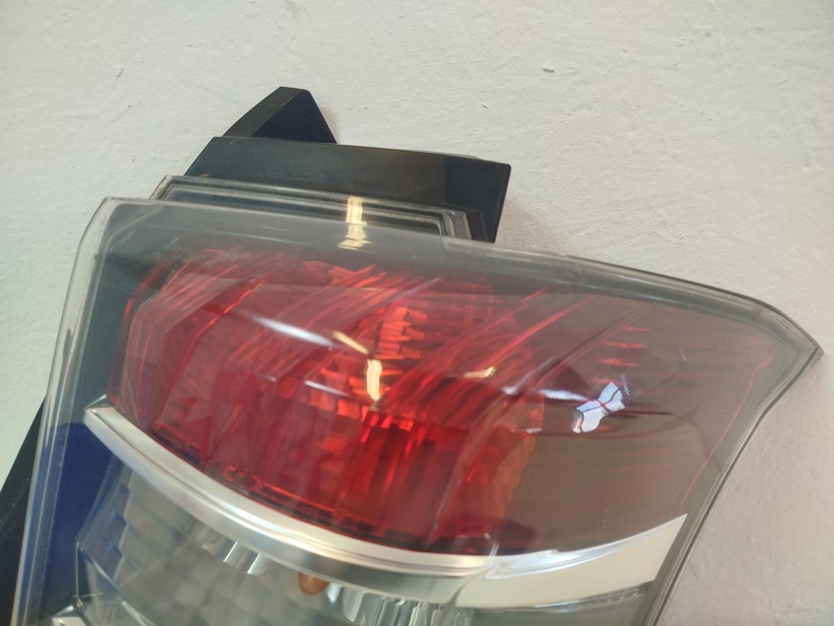 Toyota IQ Typ AJ R&uuml;ckleuchte rechts R&uuml;cklicht Heckleuchte Schlussleuchte
