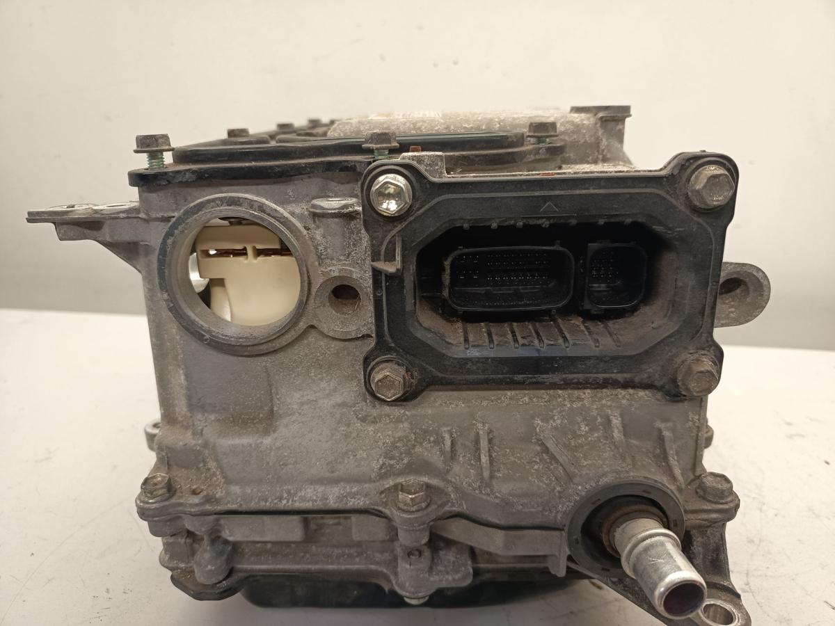 Toyota Auris E18 original Spannungswandler Invertert G920047190 Bj 2013