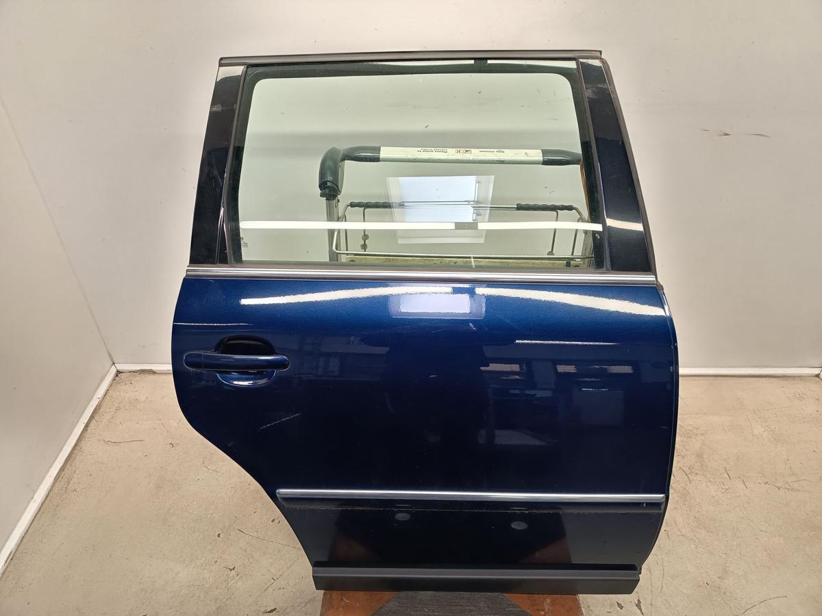 VW Passat 3BG Kombi original T&uuml;r hinten rechts Fond D5Q Shadow Blue Bj 2004