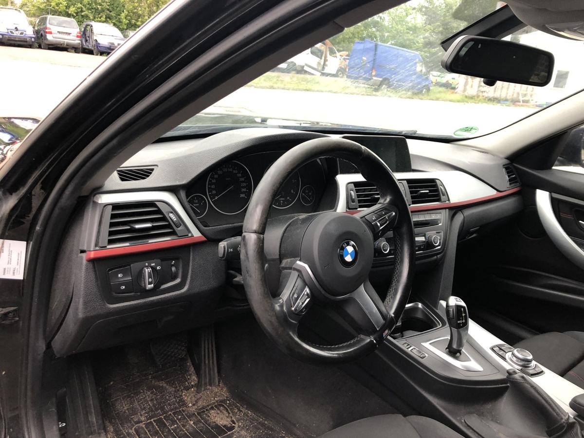 BMW 3er F30 F31 Sportline Armaturenbrett Cockpit Armaturentafel im Rohbau