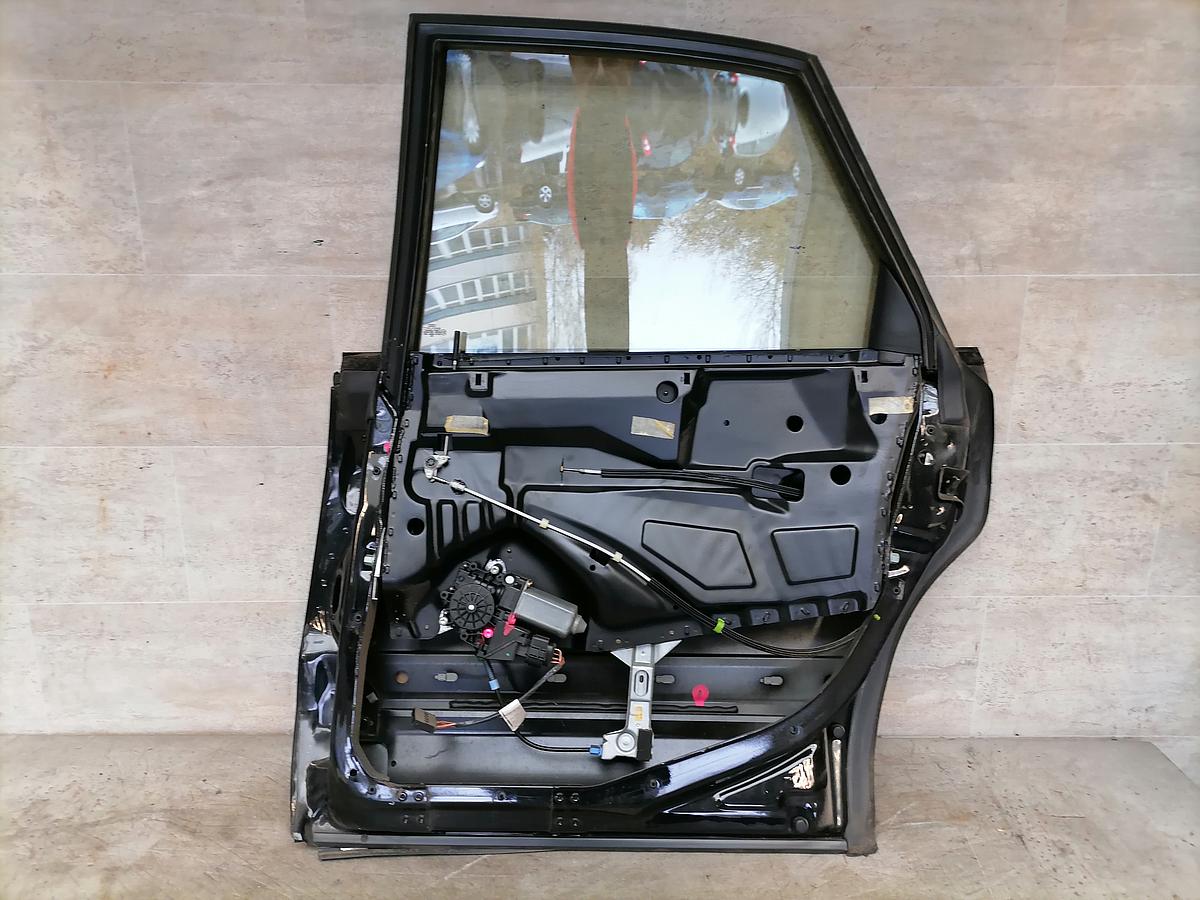 Audi A8 D2 Tür hinten rechts schwarz BJ1996