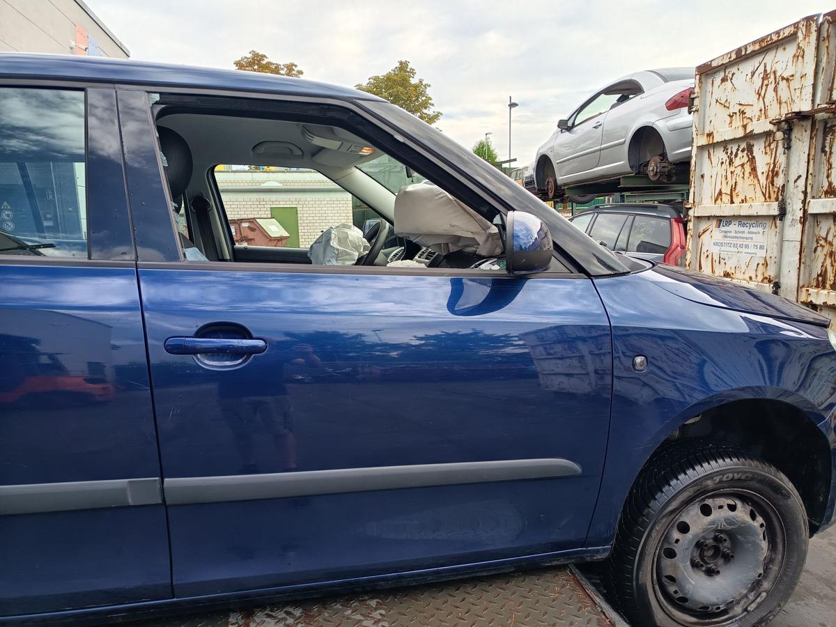 Skoda Fabia 5J orig Tür vorn rechts Beifahrertür LF5Q Blau Bj 2009