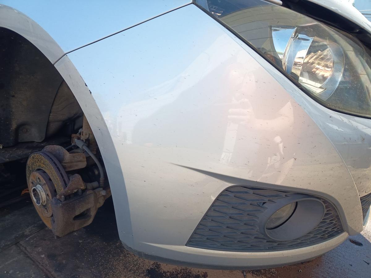 Seat Ibiza 6J original Sto&szlig;stange vorne LS7Y Luna Silber Baujahr 2010