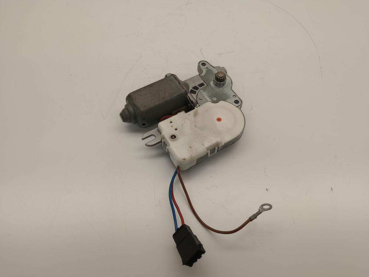 Volvo 960 Bj1996 orig Schiebedachmotor/ Stellmotor Kombi 6846664