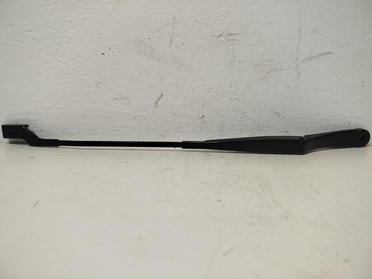 Ford Fiesta VII MK8 ab22 Wischerarm vorn links Scheibenwischerarm