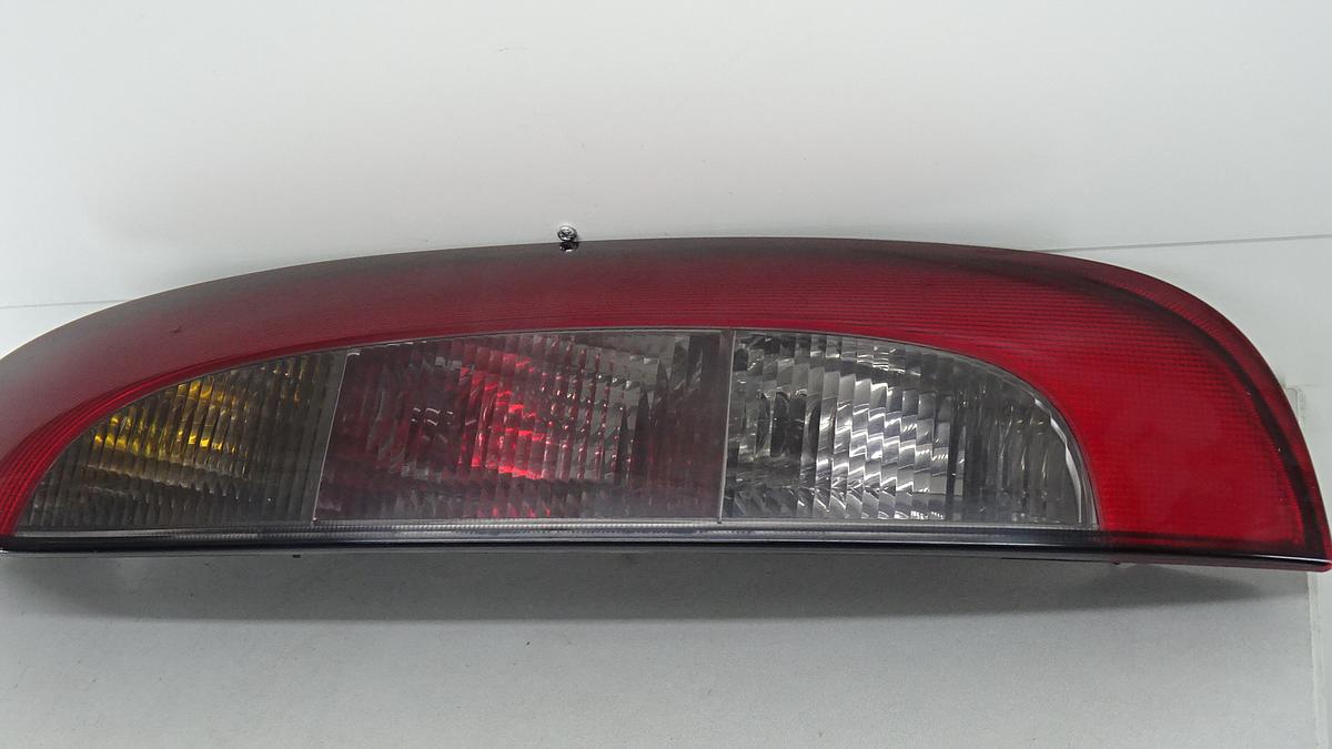 Opel Corsa C Bj2002 Rückleuchte Rücklicht rechts 09114337 89302181 rauchgrau