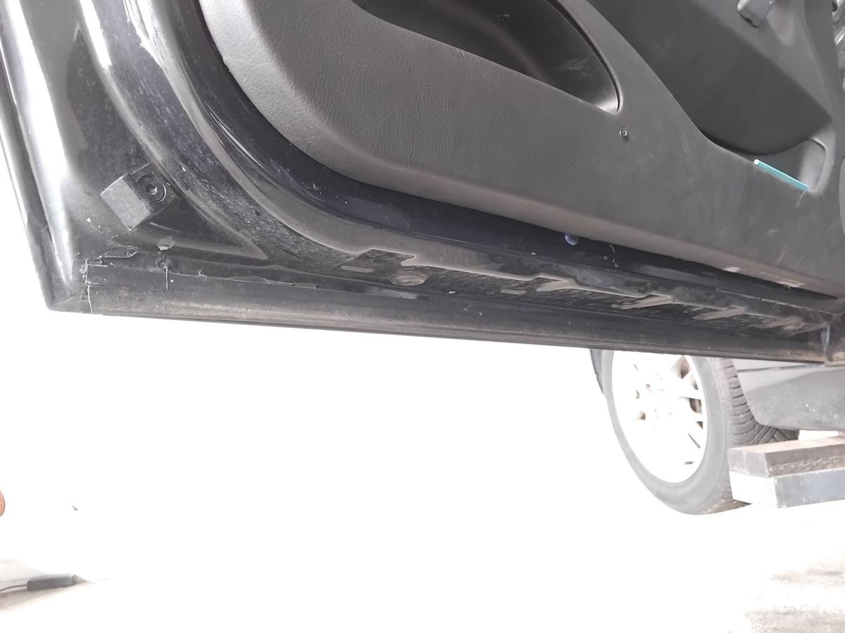 BMW 3er E46 Compact T&uuml;r vorn links Fahrert&uuml;r 475 Blacksapphiremetallic BJ2002
