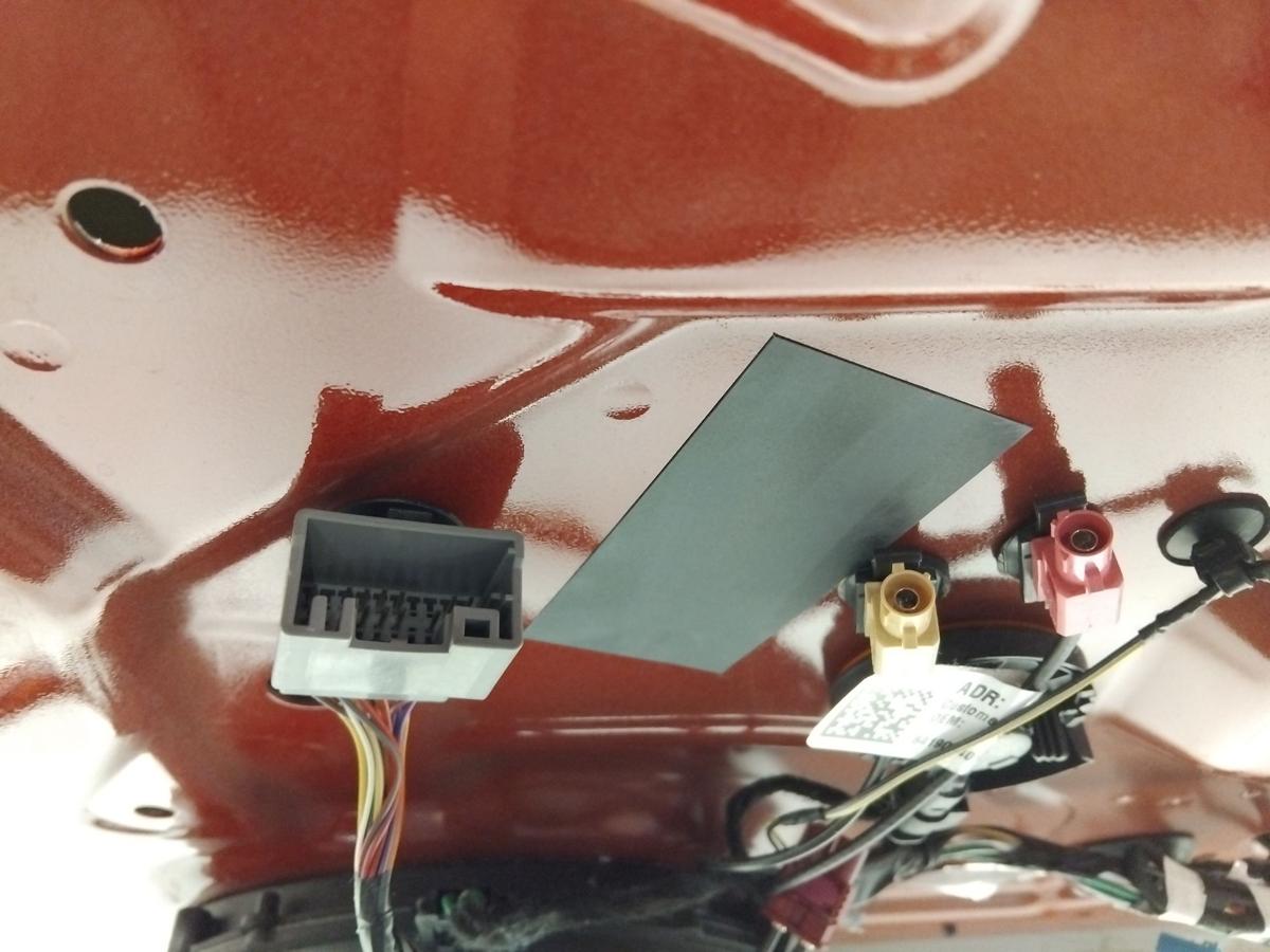 Tesla Model S T&uuml;r vorn rechts Beifahrert&uuml;r dunkelrotmet PPMR sunset red Bj.2019