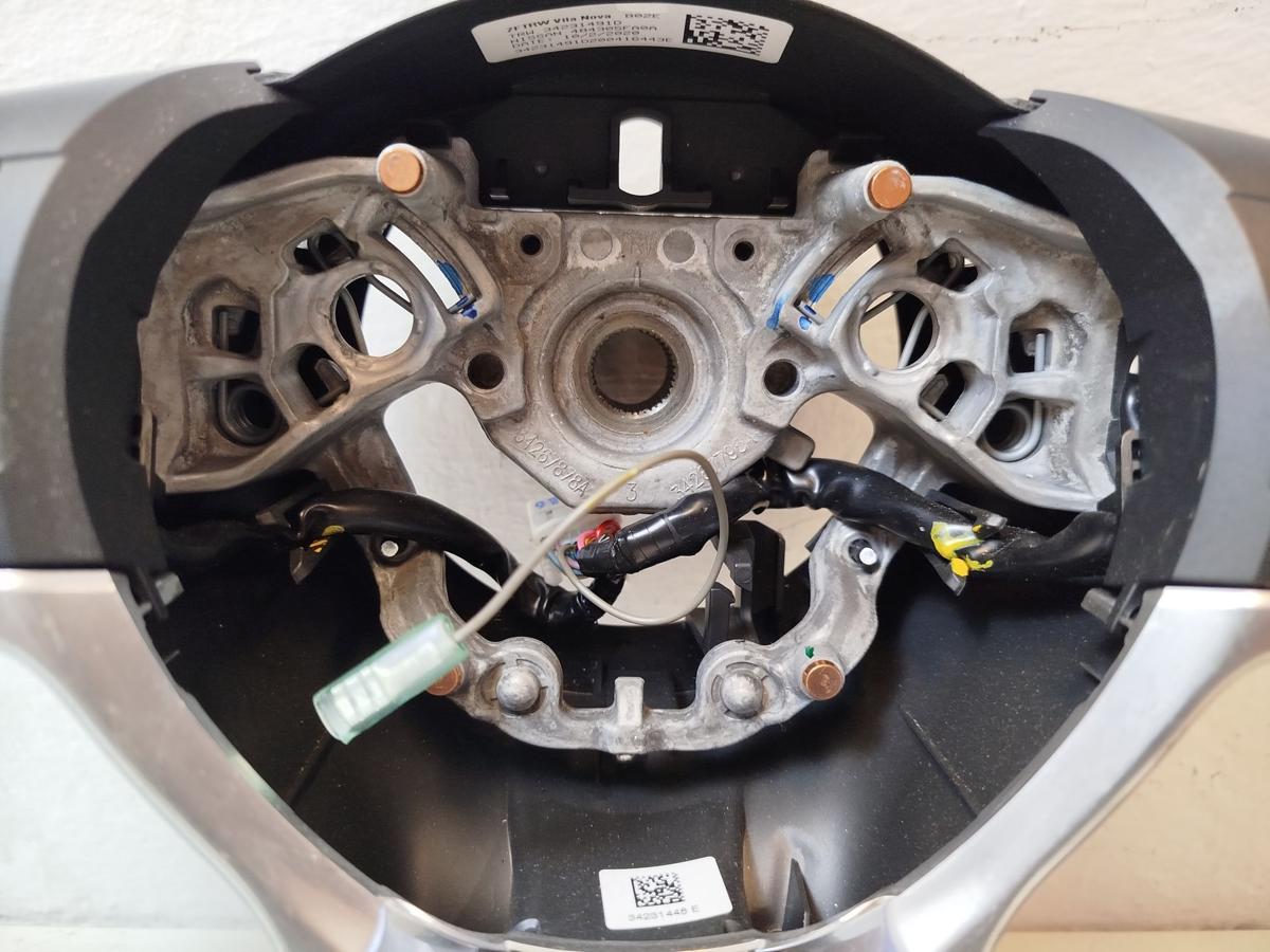 Nissan Micra K14 Lenkrad Plastiklenkrad 3 Speichen mit Mufu kein Leder