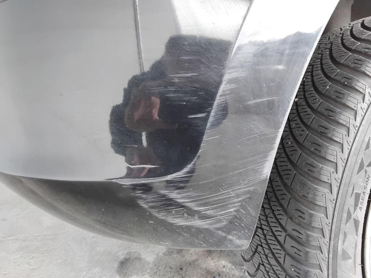 Hyundai i30 FD orig Sto&szlig;stange Stossf&auml;nger hinten Flie&szlig;heck BJ2008 9F Stone Black