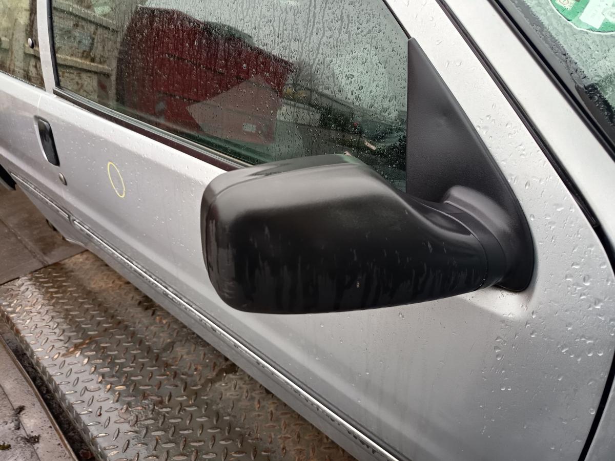 Peugeot 106 original Au&szlig;enspiegel rechts mechanisch unlackiert Bj 2002