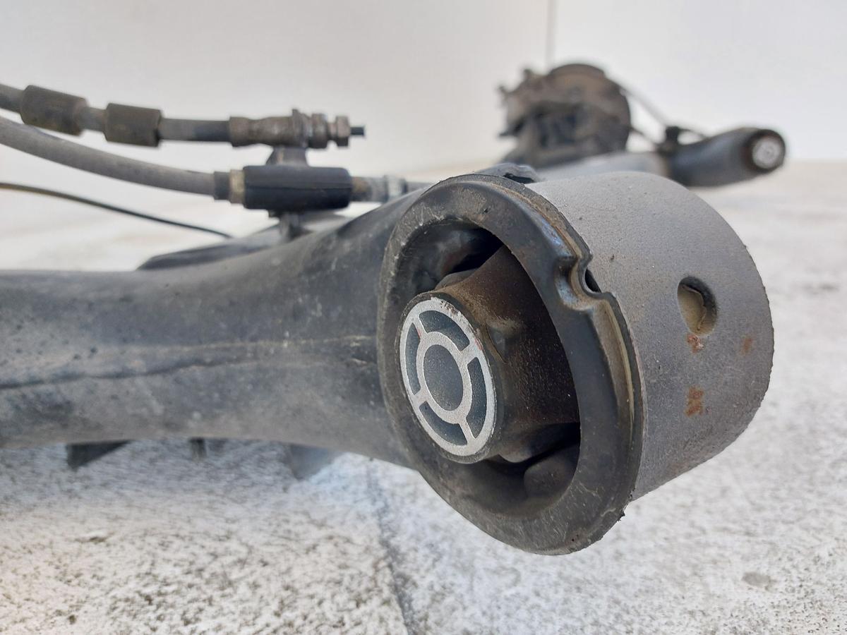 Ford Fiesta HF MK8 Hinterachse Achse hinten Quertr&auml;ger hinten 5 T&uuml;rer 999ccm