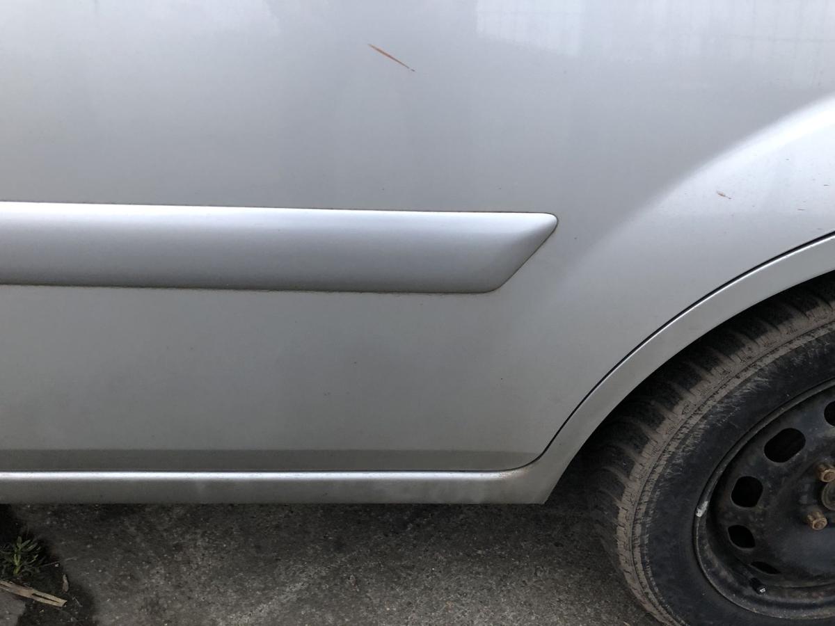 Ford Fiesta JD3 JH1 ab05 T&uuml;r hinten links Polarsilber Fondt&uuml;r Rohbau Autot&uuml;r