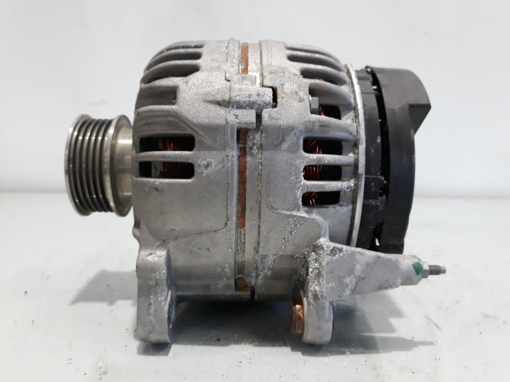 VW Beetle 5C Lichtmaschine 140A Generator 07K903023A 0124525102 BOSCH BJ2014