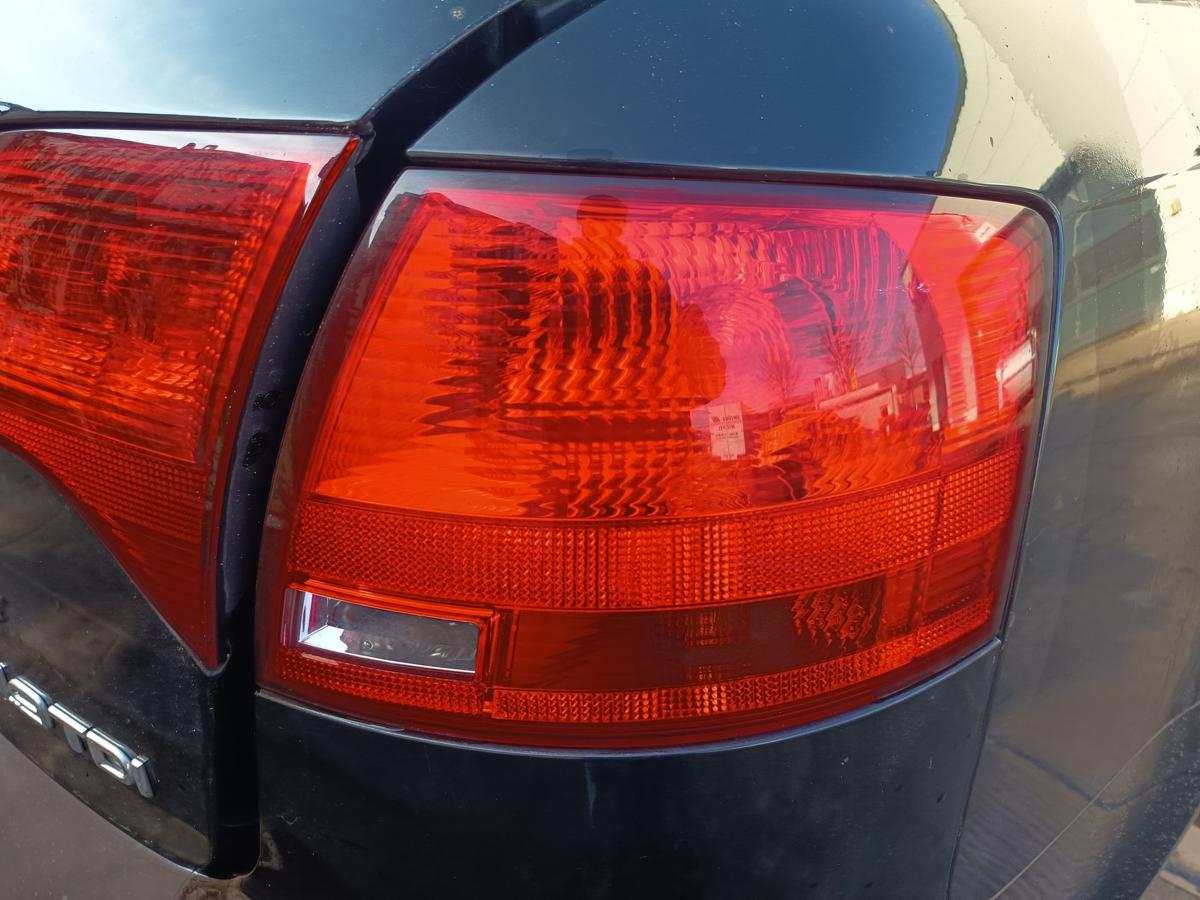 Audi A4 B7 Avant original R&uuml;ckleuchte rechts aussen Heck Schluss Licht Bj 2006