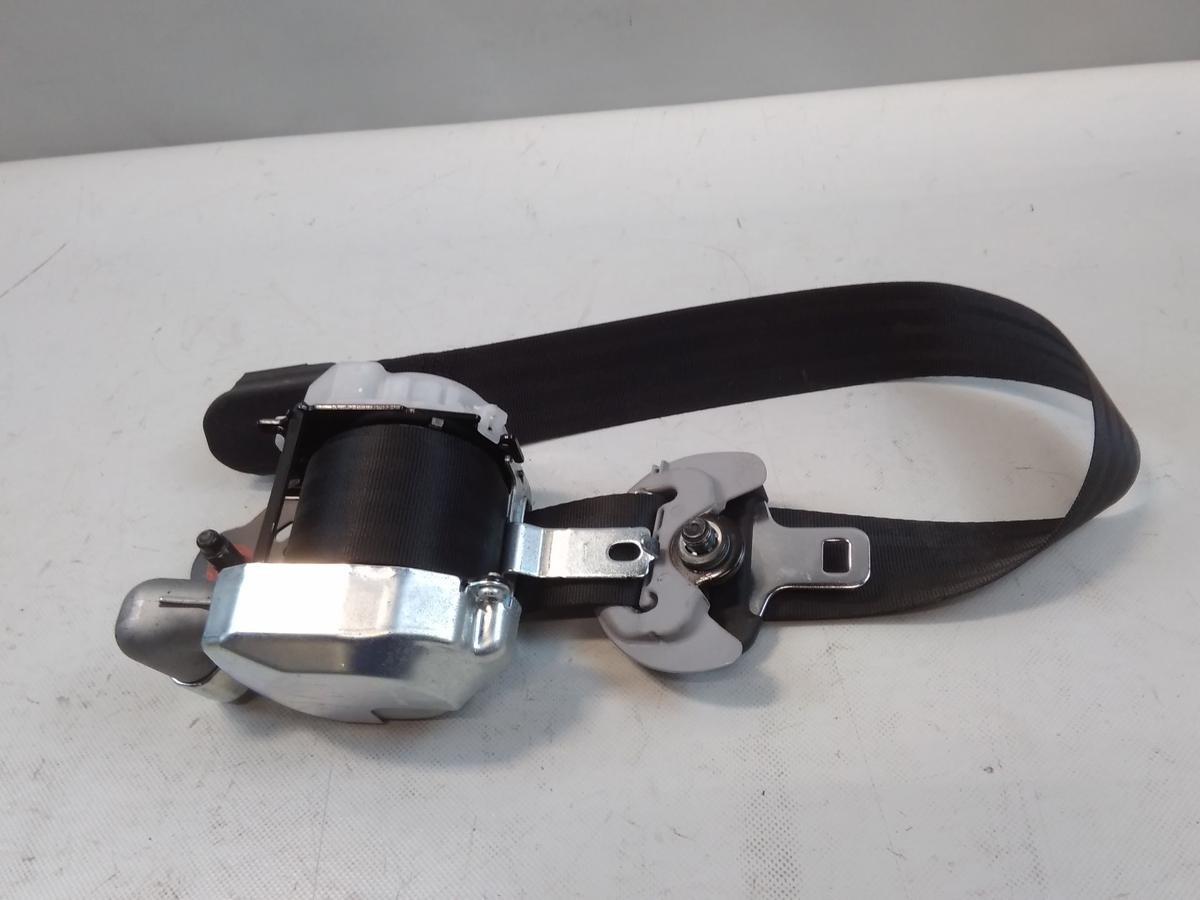 Hyundai i30 Kombi GD original Sicherheitsgurt vorn rechts schwarz BJ2015 unfallfrei