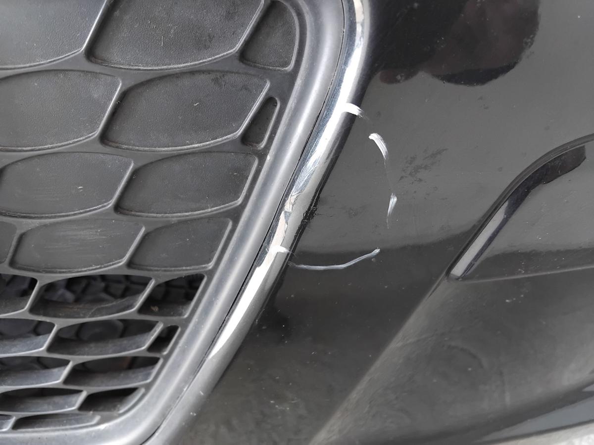 Hyundai i30 FD orig Sto&szlig;stange Stossf&auml;nger vorn 9F Stone Black besch&auml;digt BJ2008