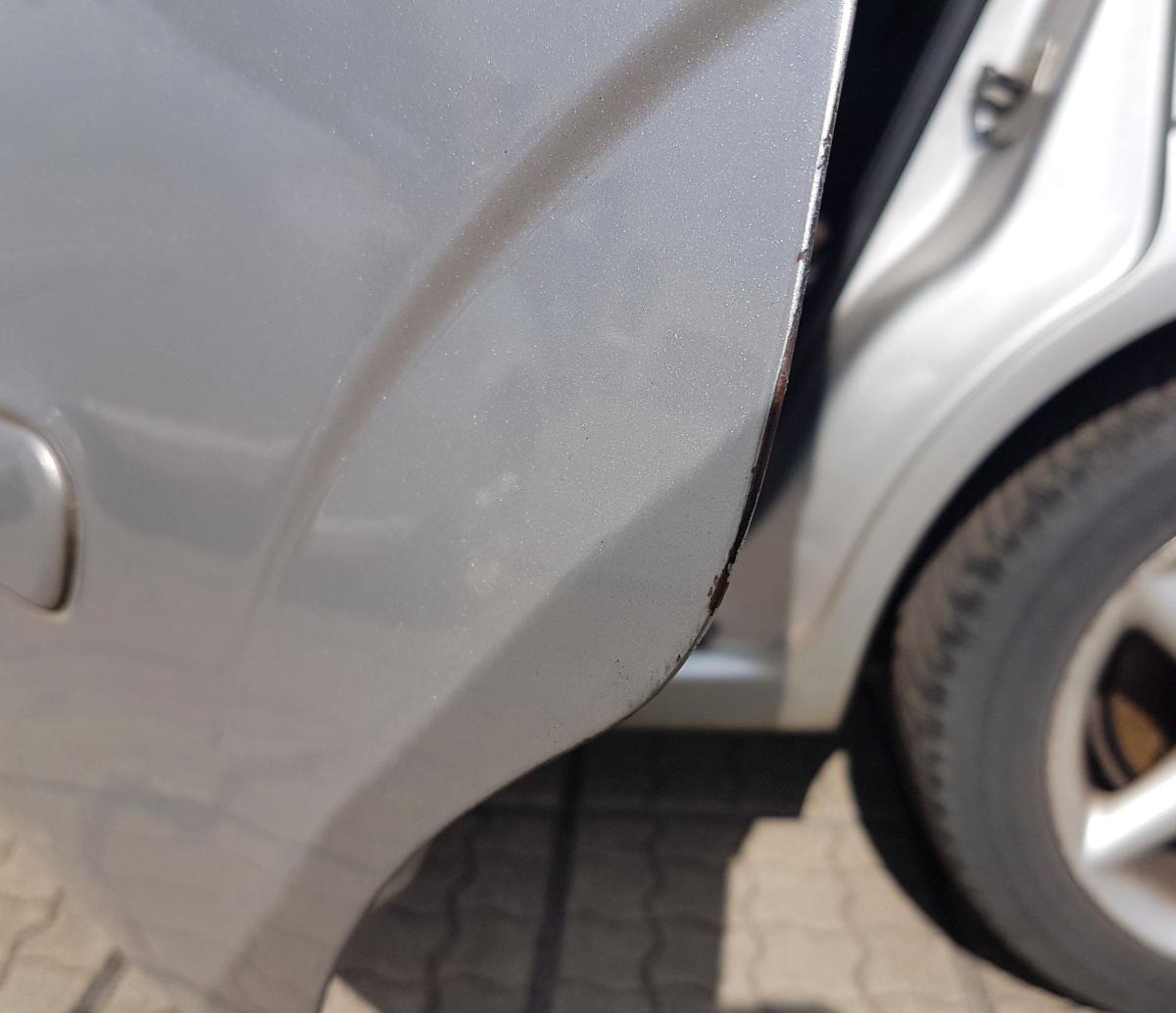 Opel Zafira B T&uuml;r hinten links in 2AU Starsilber III Bj2006