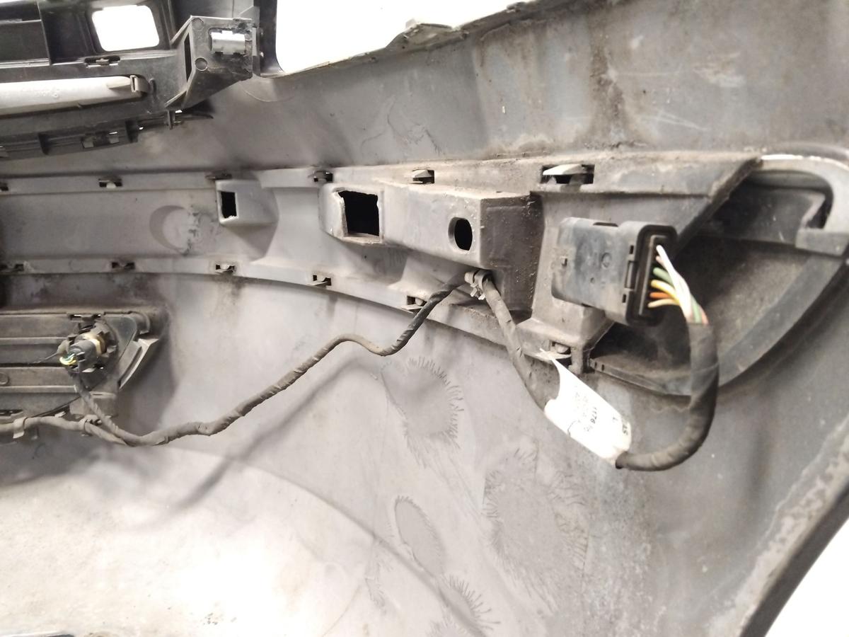 Peugeot 807 Facelift original Sto&szlig;f&auml;nger Sto&szlig;stange vorn mit PDC SRA Bj.2008