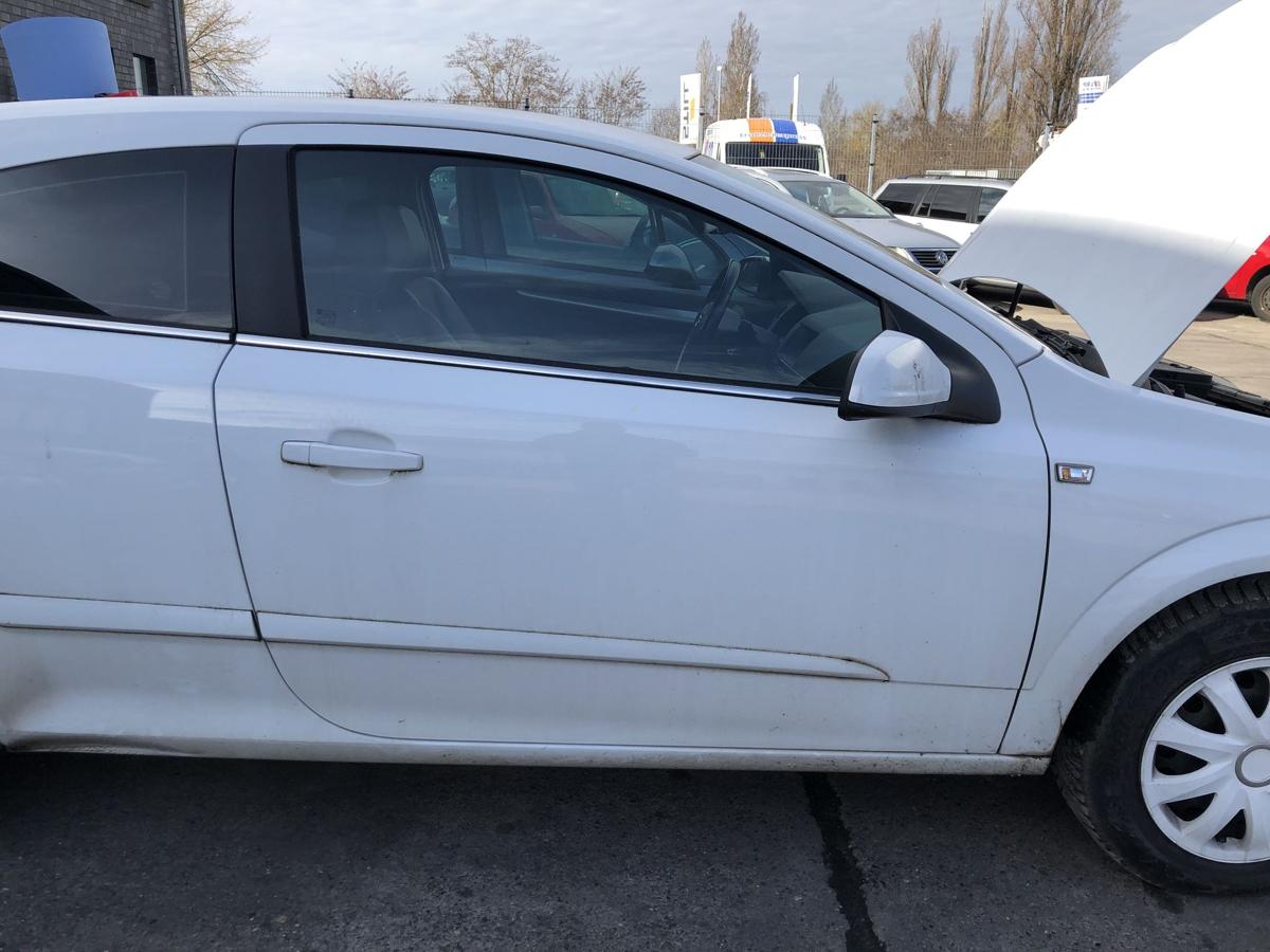 Opel Astra H GTC T&uuml;r vorn rechts Beifahrert&uuml;r im Rohbau 10U Casablancawei&szlig;