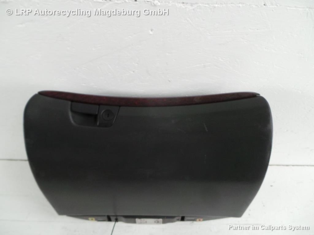 Volvo S60 Limousine Bj.04 Handschuhfach Handschuhkasten 8650374