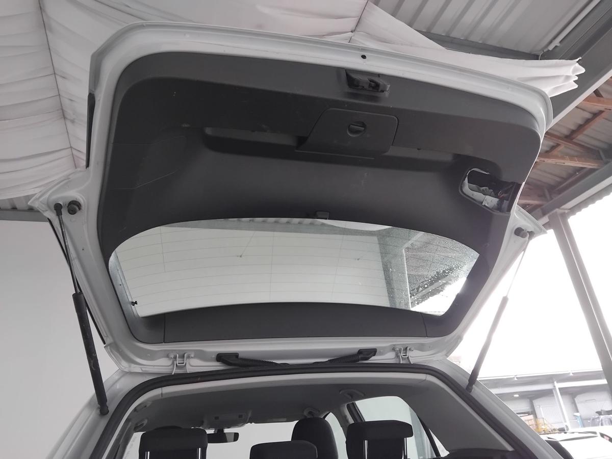 VW Golf 7 Facelift Heckklappe LB9Z White Silver mit Heckscheibe Fließheck BJ2017