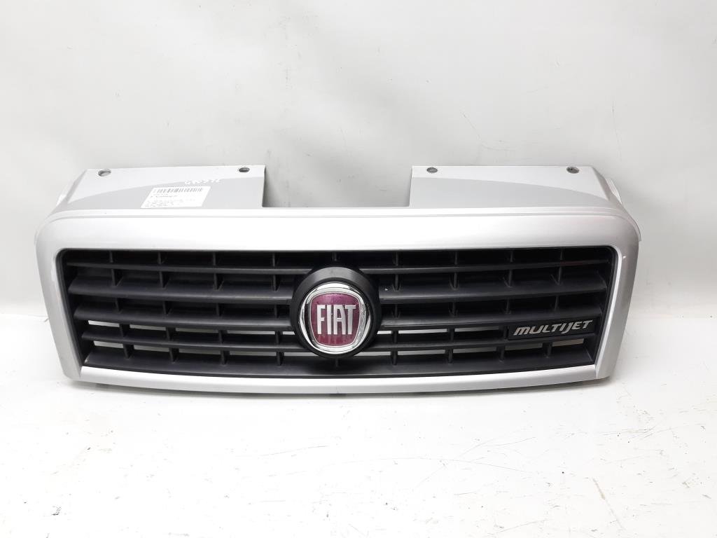 Fiat Doblo 735395576 Grill Kühlergrill original BJ2009 Facelift ab 2005