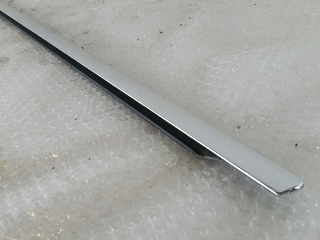 VW Passat 3C B6 Schachtleiste Tür hinten links Variant Chrom 3C5839475B